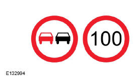 Das System kann zwei Verkehrszeichen