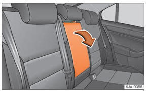 Seat Toledo. Abb. 145 Rücksitze: Armlehne