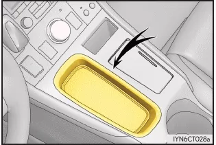 Lexus CT. Verwenden der Ablagemöglichkeiten